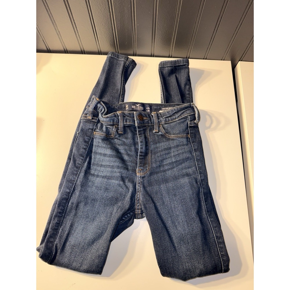 Holister W24 L28 Size 0 Jeans